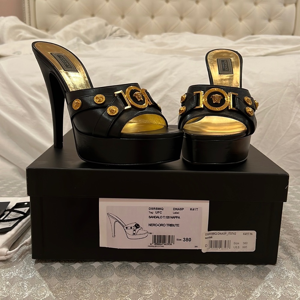 ❤️⭐️Versace Tribute black leather mules size 38/8